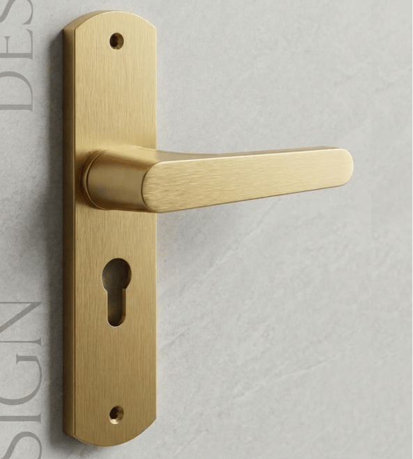 Heavy duty handle lock